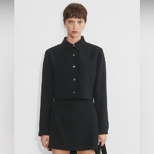 LIKE NEW - Aritzia Wilfred Little Cropped Jacket - Size Small - Colour Black